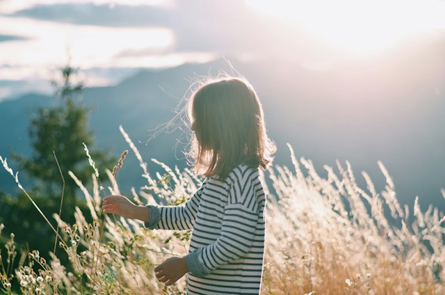 girl out in nature learning naturally demonstrating child led learning